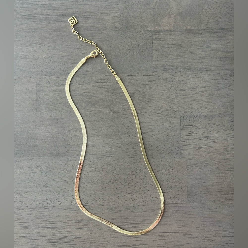 Kendra Scott Kassie Chain Necklace in Gold
